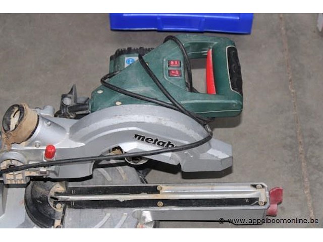 Werfcirkelzaag metabo kgs 216m, werking niet gekend - afbeelding 2 van  3