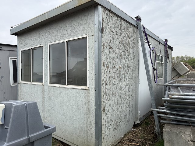 Werfcontainer - afbeelding 1 van  8