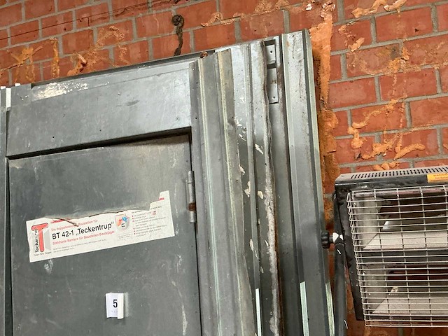 Werfdeur (3x) - afbeelding 2 van  4