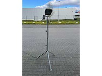 Werfhalogeenlamp op staander - lighting - afbeelding 1 van  1