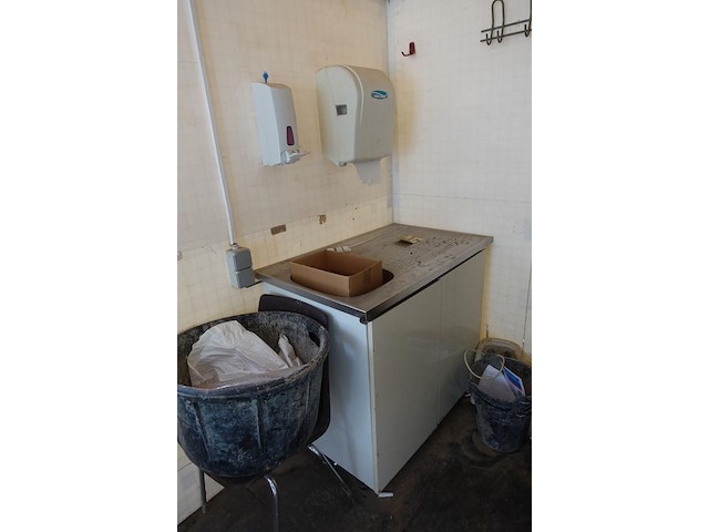 Werfkeet + inhoud - afbeelding 2 van  12