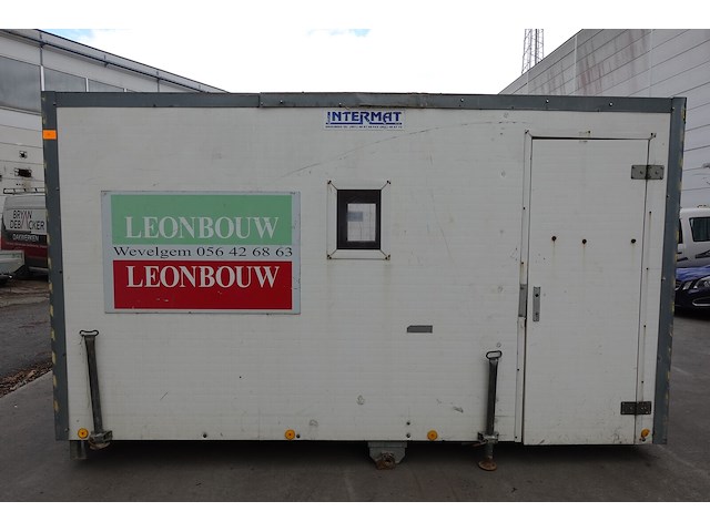 Werfkeet + inhoud - afbeelding 1 van  12