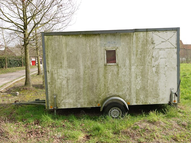 Werfkeet op aanhangwagen - afbeelding 1 van  9
