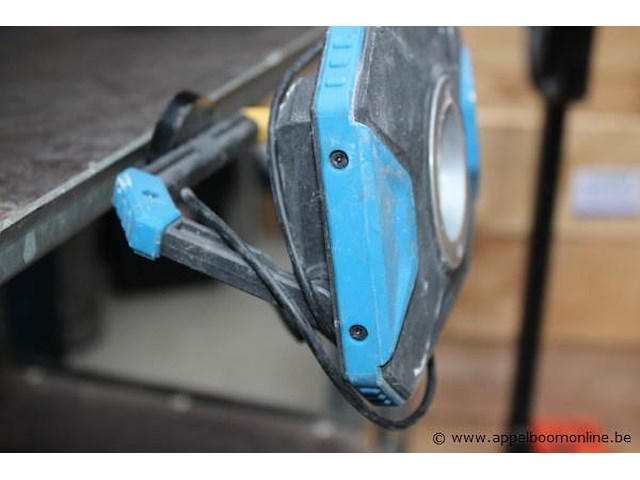 Werflamp schwabe 2200lm, werking niet gekend - afbeelding 3 van  4