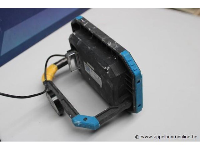 Werflamp schwabe 2200lm, werking niet gekend - afbeelding 2 van  3