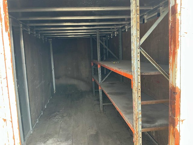 Werfopslagcontainer met rekken opslagcontainer - afbeelding 6 van  6