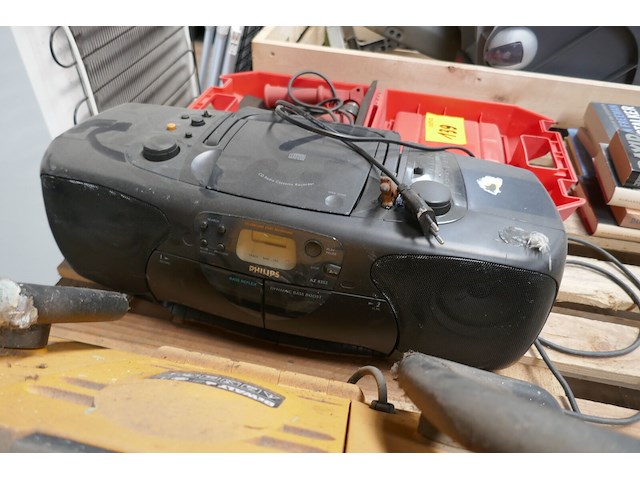 Werfradio dewalt + draagbare radio - afbeelding 3 van  3