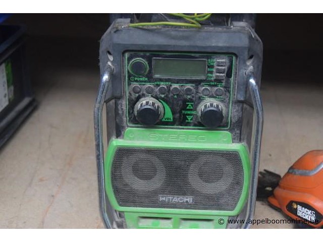 Werfradio hitachi en heggeschaar, werking niet gekend - afbeelding 2 van  2