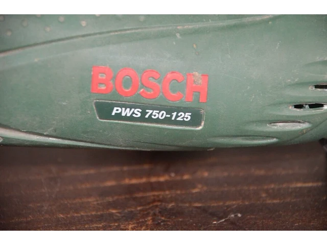 Werfradio maginon br10, slijpschijf powerplus pow20030, slijpschijf bosch pws750-125, handcirkelzaag trotec pcss-10-1400 in doos, schuurmachine bosch gss 23e in pvc koffer, poliermachine einhell bpp5 1100e in pvc koffer, laser topcraft op statief - afbeelding 7 van  36