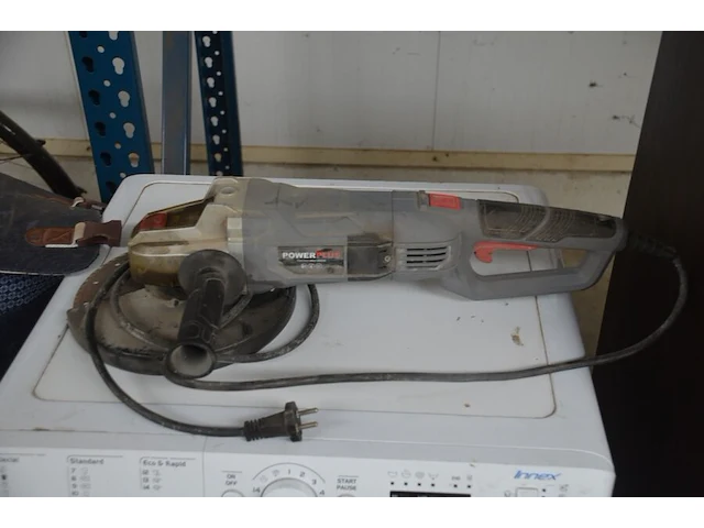 Werfradio maginon br10, slijpschijf powerplus pow20030, slijpschijf bosch pws750-125, handcirkelzaag trotec pcss-10-1400 in doos, schuurmachine bosch gss 23e in pvc koffer, poliermachine einhell bpp5 1100e in pvc koffer, laser topcraft op statief - afbeelding 8 van  36