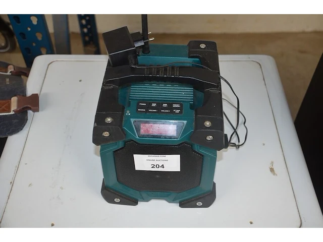 Werfradio maginon br10, slijpschijf powerplus pow20030, slijpschijf bosch pws750-125, handcirkelzaag trotec pcss-10-1400 in doos, schuurmachine bosch gss 23e in pvc koffer, poliermachine einhell bpp5 1100e in pvc koffer, laser topcraft op statief - afbeelding 16 van  36