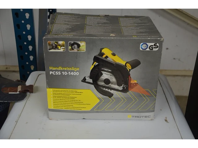 Werfradio maginon br10, slijpschijf powerplus pow20030, slijpschijf bosch pws750-125, handcirkelzaag trotec pcss-10-1400 in doos, schuurmachine bosch gss 23e in pvc koffer, poliermachine einhell bpp5 1100e in pvc koffer, laser topcraft op statief - afbeelding 19 van  36