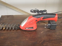 Werfradio maginon br10, slijpschijf powerplus pow20030, slijpschijf bosch pws750-125, handcirkelzaag trotec pcss-10-1400 in doos, schuurmachine bosch gss 23e in pvc koffer, poliermachine einhell bpp5 1100e in pvc koffer, laser topcraft op statief - afbeelding 29 van  36