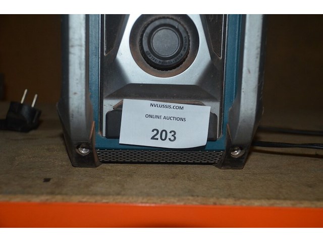 Werfradio makita mr007g zonder accu (5) - afbeelding 3 van  4