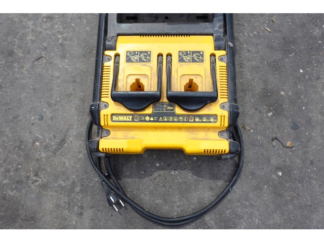 Werfverlichting dewalt - afbeelding 2 van  3