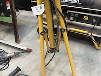 Werfverlichting op 3-pikkelstatief lumx ft-60 - afbeelding 4 van  4