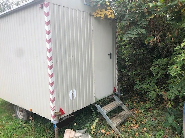 Werfwagen met verwarming afm. 3,50m x 2,10m, bouwjaar 2010 - afbeelding 5 van  10
