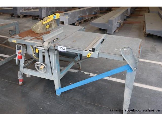Werfzaagmachine avola vv aanvoertafel - afbeelding 1 van  4