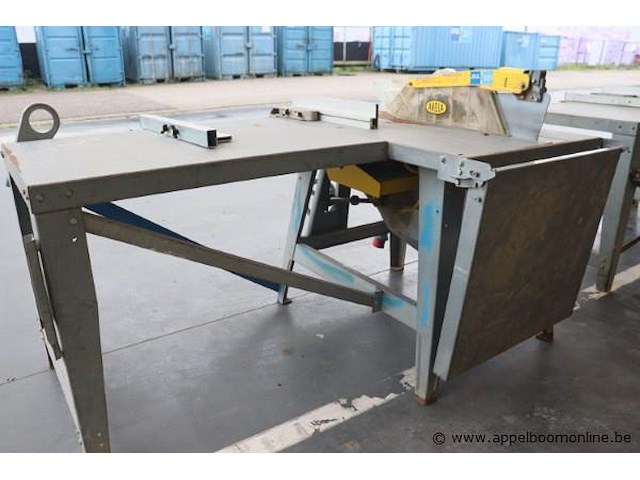 Werfzaagmachine avola vv aanvoertafel - afbeelding 4 van  4
