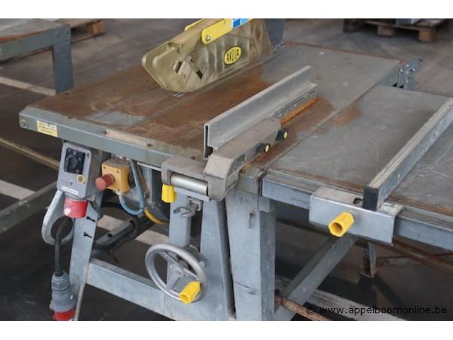 Werfzaagmachine avola vv aanvoertafel - afbeelding 2 van  3