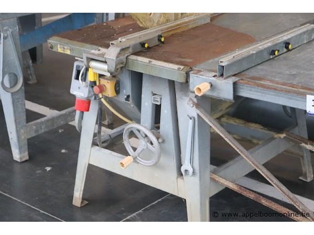 Werfzaagmachine avola vv aanvoertafel - afbeelding 2 van  3