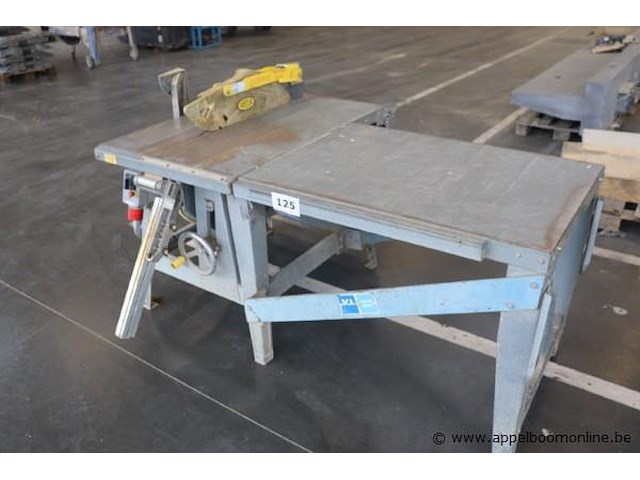 Werfzaagmachine avola vv aanvoertafel - afbeelding 1 van  3
