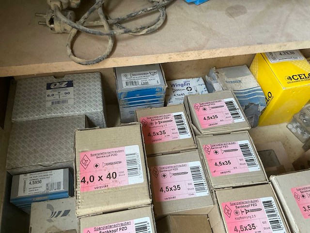 Werkbank en bevestigingsmateriaal - afbeelding 11 van  12