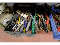 Werkbank en inhoud - afbeelding 5 van  21