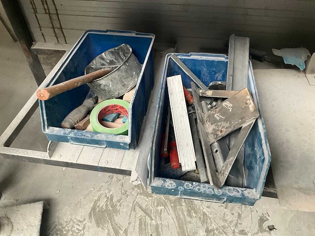 Werkbank en transportkar - afbeelding 10 van  14