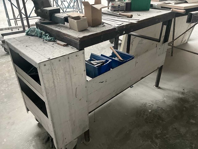 Werkbank en transportkar - afbeelding 13 van  14