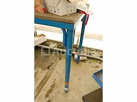 Werkbank en werkplaatskar (lot 189 bis) - afbeelding 9 van  9