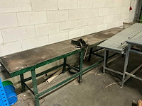 Werkbank met bankschroef - afbeelding 1 van  4