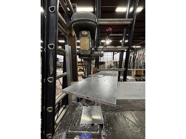 Werkbank met dubbele kolomboor kira knd-8 - afbeelding 4 van  10