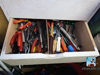 Werkbank met inbegrepen onderdelen - afbeelding 3 van  27