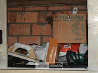 Werkbank met inhoud - afbeelding 9 van  14