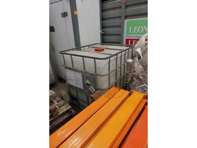 Werkbank met inhoud - afbeelding 5 van  13