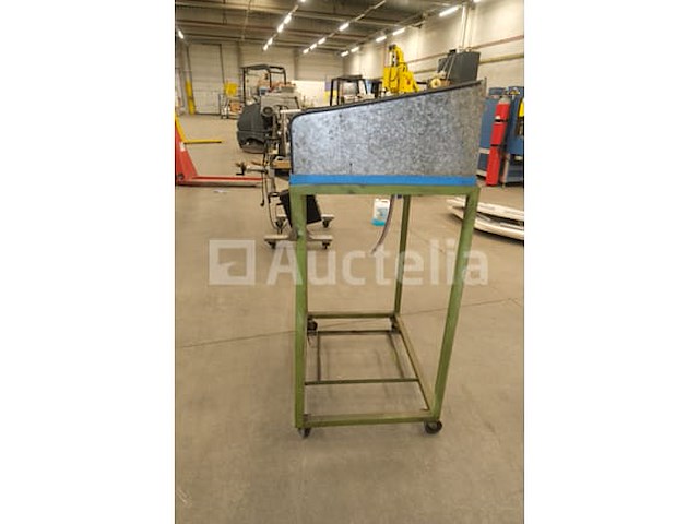 Werkbank met reinigingstank - afbeelding 1 van  7