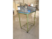 Werkbank met reinigingstank - afbeelding 2 van  7