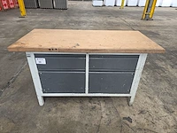 Werkbank rau