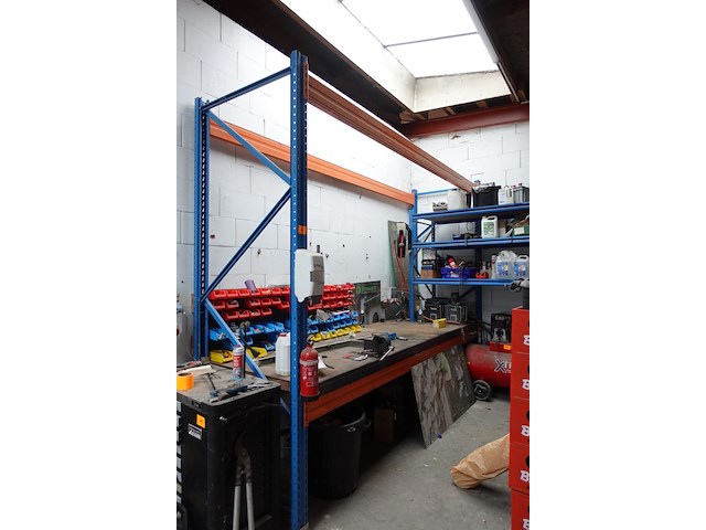 Werkbank uit palletstelling stow + magazijnrekken - afbeelding 3 van  10