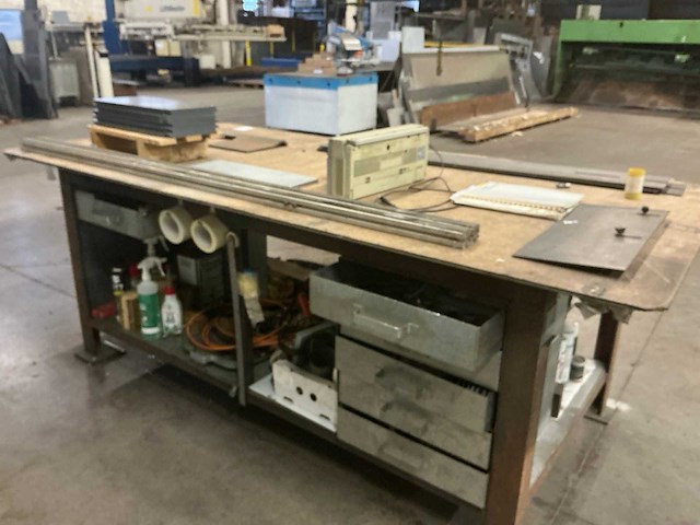 Werkbank - afbeelding 1 van  3