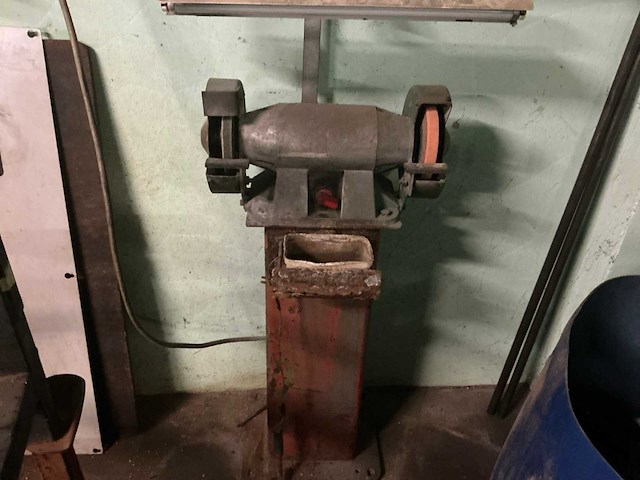 Werkbankslijpmachine - afbeelding 1 van  1