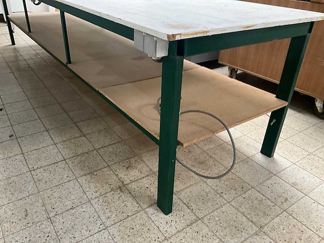 Werkbank/tafel - afbeelding 3 van  5