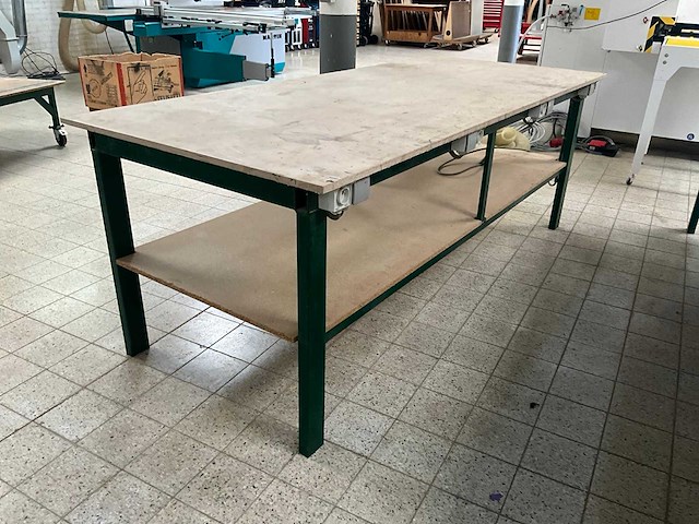 Werkbank/tafel - afbeelding 1 van  8