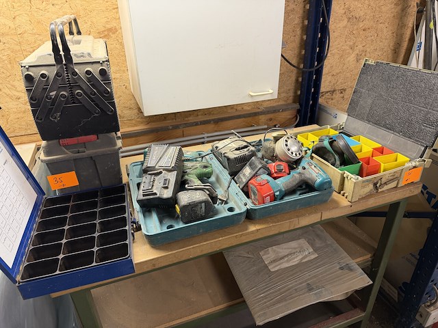 Werkgereedschap allerhande - afbeelding 1 van  1