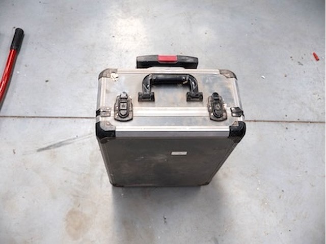 Werkkoffer met inhoud - afbeelding 3 van  4