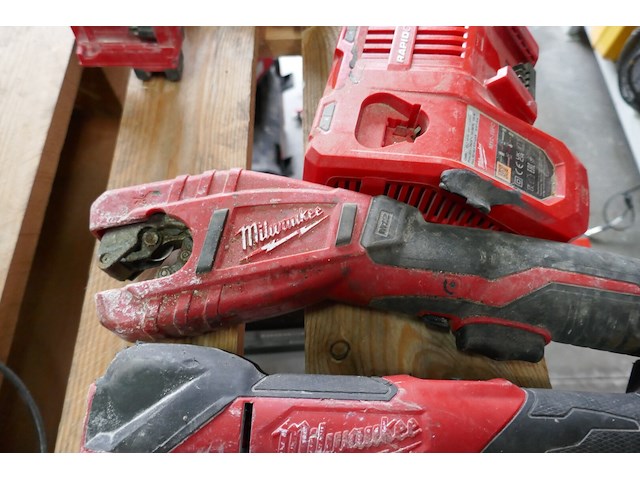 Werkmachines milwaukee deel 1 - afbeelding 2 van  5