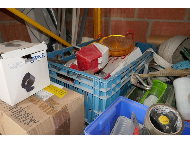 Werkmateriaal en dergelijken - afbeelding 4 van  8
