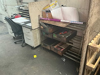 Werkplaats bureau met rek - afbeelding 1 van  4