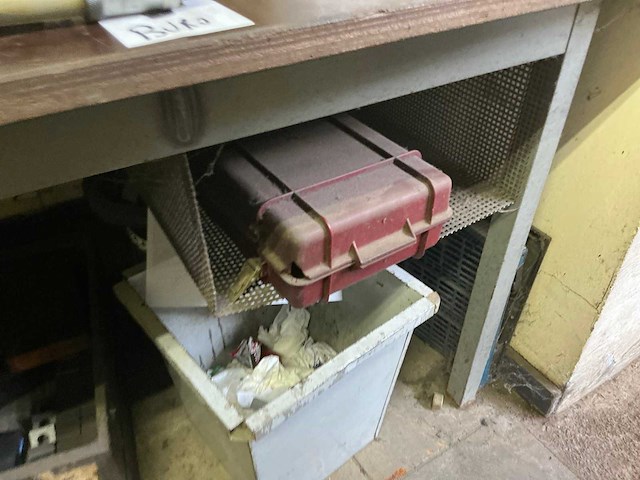 Werkplaats bureau - afbeelding 8 van  8